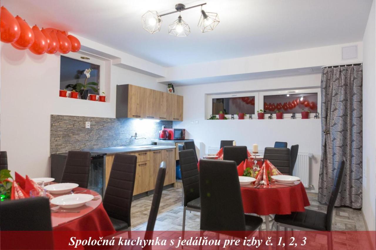 Ubytovanie Adina Poltar Extérieur photo