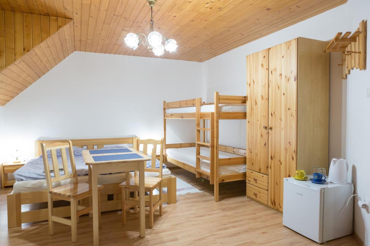 Ubytovanie Adina Poltar Extérieur photo