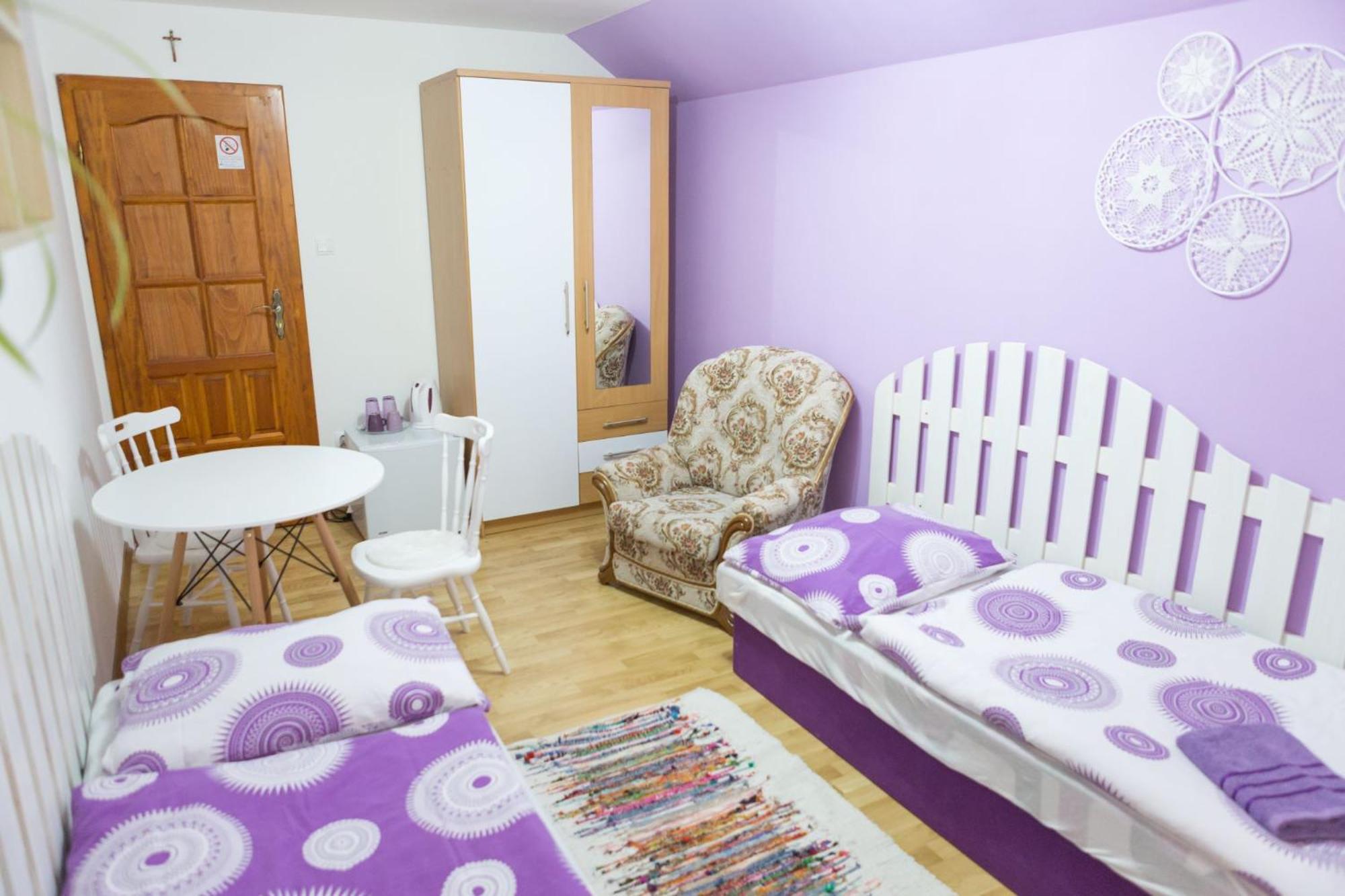 Ubytovanie Adina Poltar Extérieur photo
